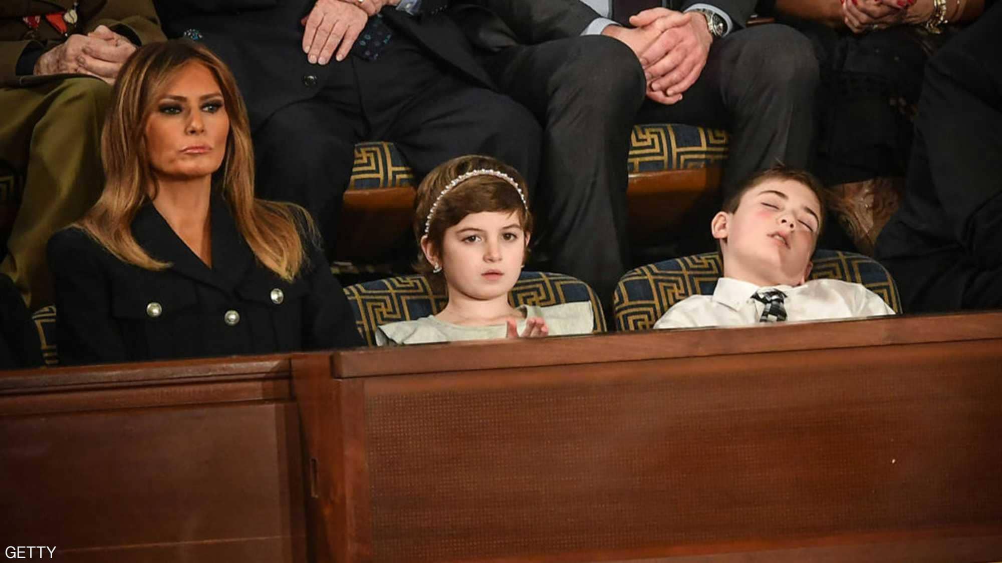 الطفل الأمريكى استسلم للنوم خلال خطاب الرئيس الأمريكى