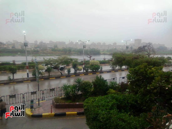 استمرار-سقوط-الأمطار-على-قرى-ومدن-محافظة-القليوبية-(1)