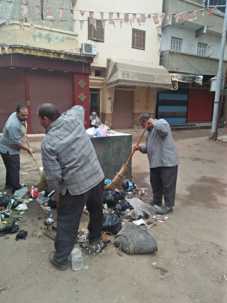 ازالة القمامة محل الشكوى (2)