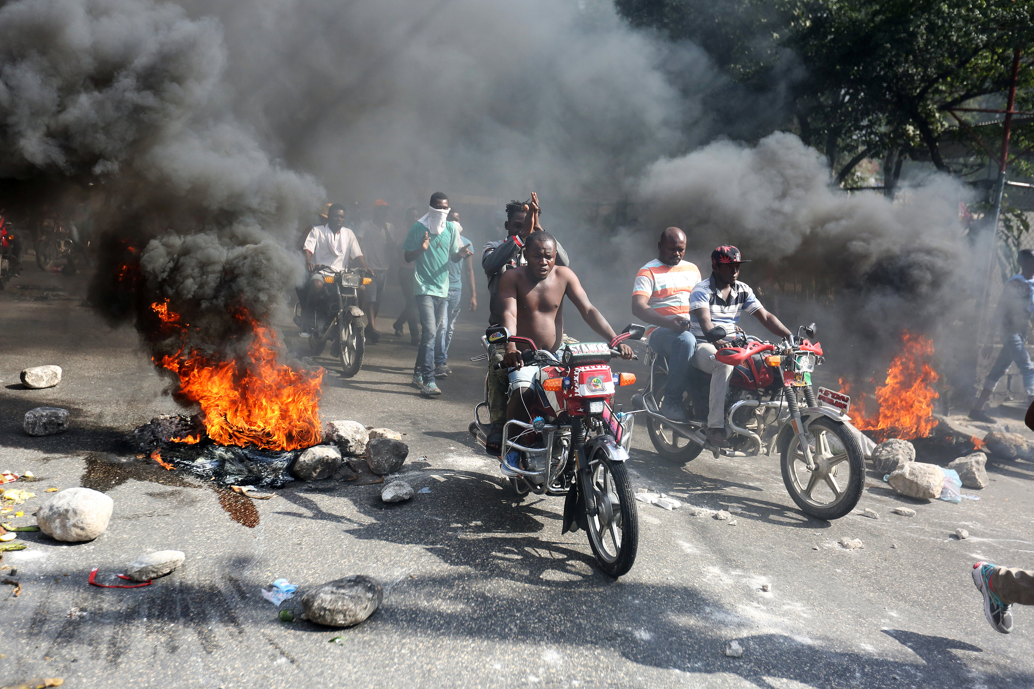 مظاهرات عنيفة فى هايتى بسبب الفساد (6)