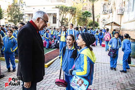 أول أيام الدراسة بالتيرم الثانى (6)