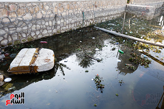 وزيرة البيئة تطلق حملة لتنظيف نهر النيل من المخلفات خاصة البلاستيكية (11)