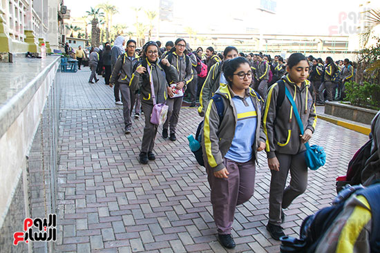 أول أيام الدراسة بالتيرم الثانى (35)