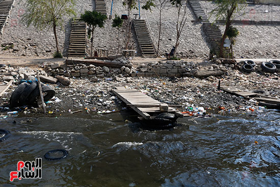 وزيرة البيئة تطلق حملة لتنظيف نهر النيل من المخلفات خاصة البلاستيكية (20)