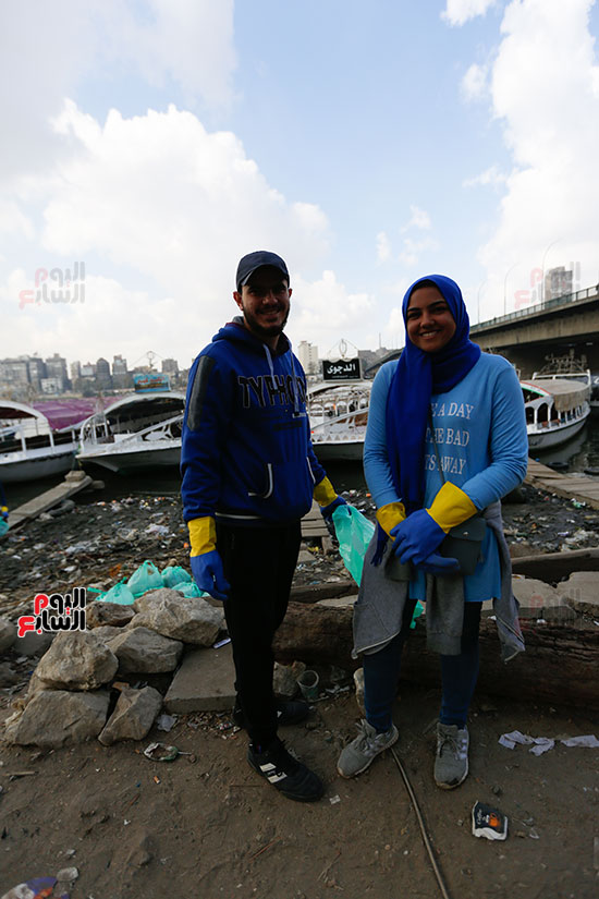 وزيرة البيئة تطلق حملة لتنظيف نهر النيل من المخلفات خاصة البلاستيكية (65)