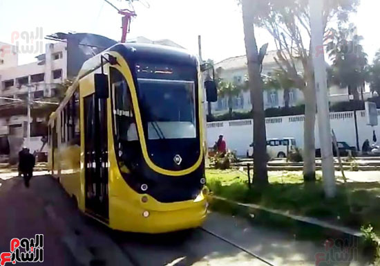 أول وحدة ترام مكيفة بالإسكندرية  (3)