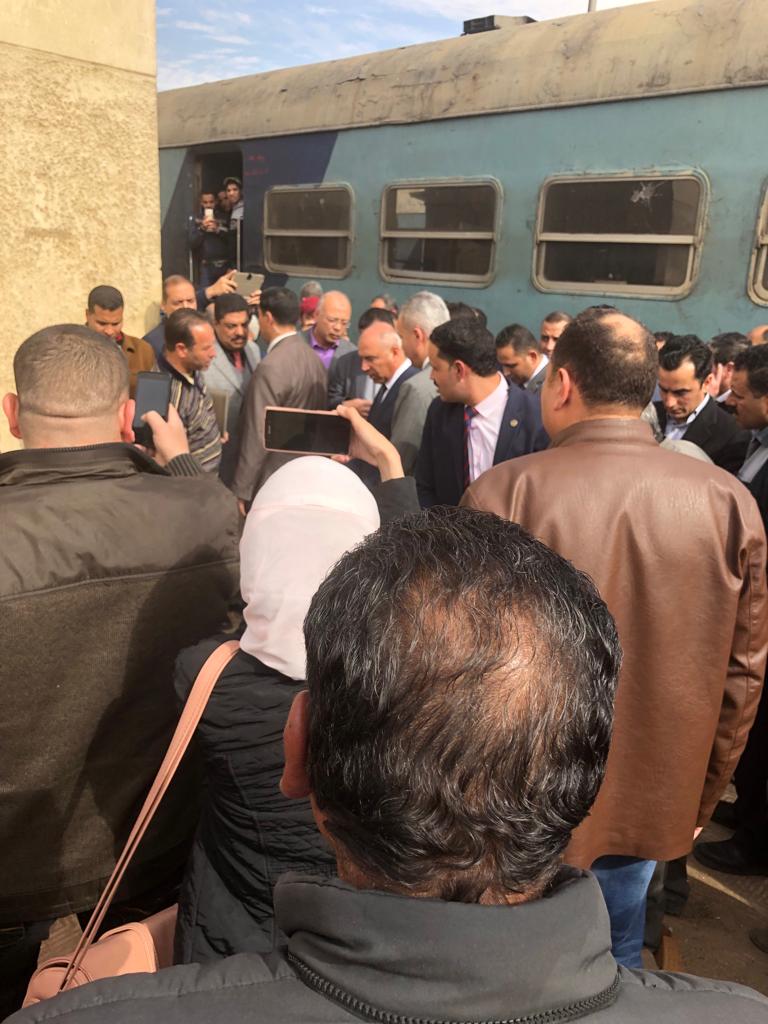 جولة وزير النقل بمحطة مصر  (18)