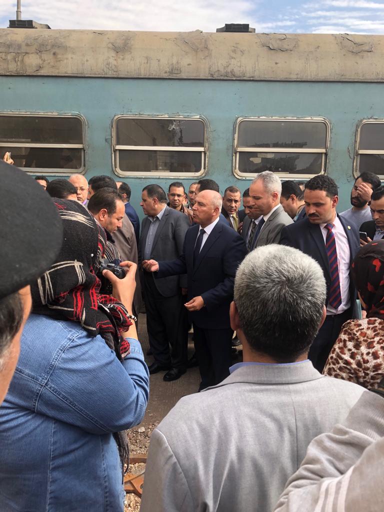 جولة وزير النقل بمحطة مصر  (10)