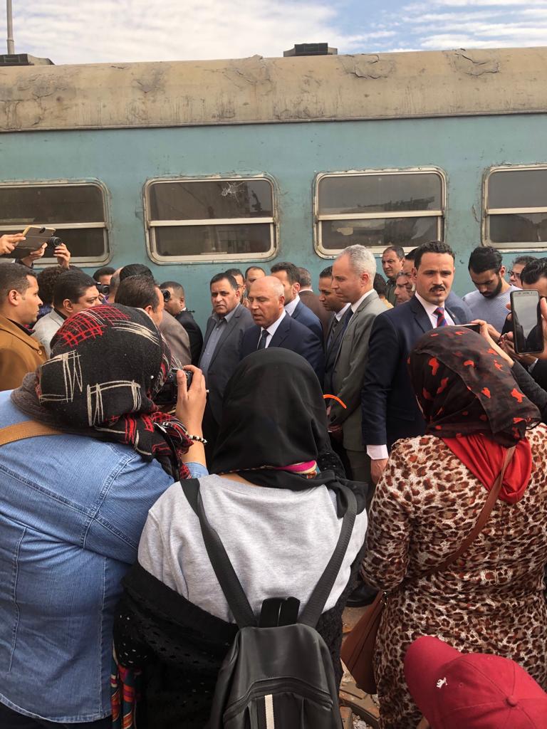 جولة وزير النقل بمحطة مصر  (7)