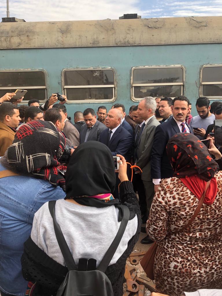 جولة وزير النقل بمحطة مصر  (9)