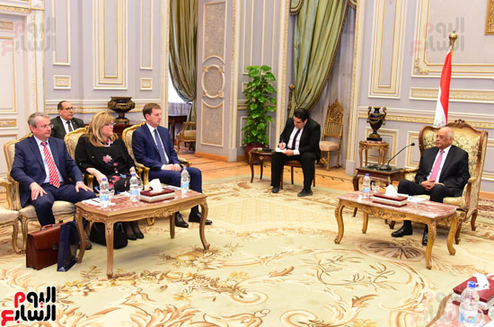 على عبد العال يلتقى وزير خارجية سلوفينيا (1)
