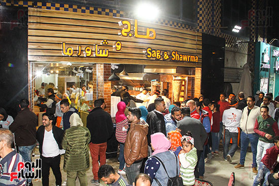 أشهر فرقة إنشاد سورية تفتتح مطعم سورى (29)