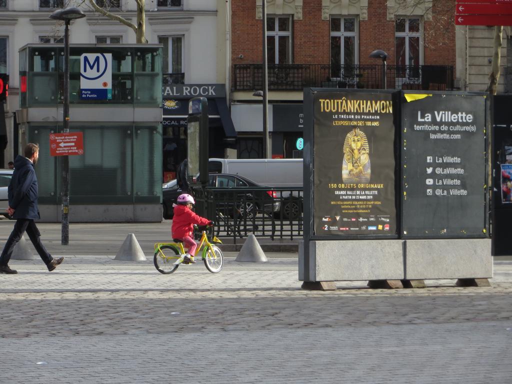الترويج لمعرض توت عنخ آمون فى باريس (5)