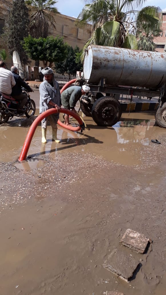 شفط مياه الأمطار من شوارع الشرقية (4)
