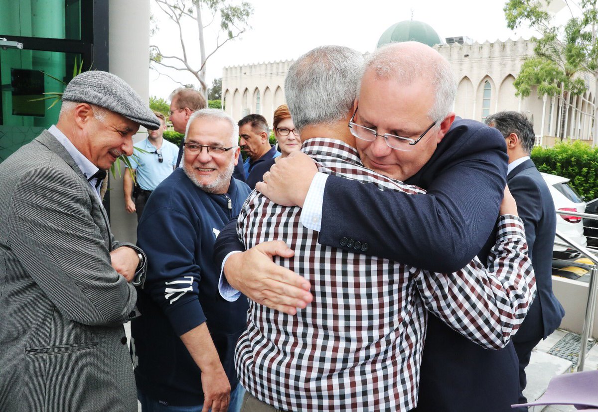 رئيس وزراء استراليا يعزى أفراد وقادة الجالية الإسلامية