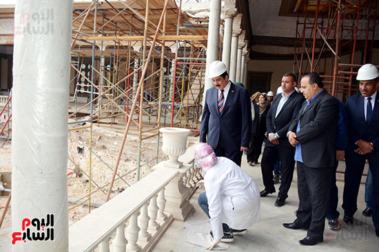 محافظ القليوبية يتفقد أعمال ترميم قصر محمد علي في شبرا الخيمة (2)
