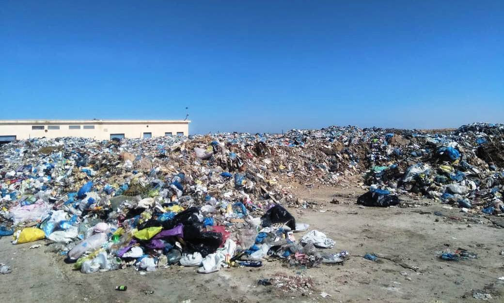محافظة مطروح تسعى لإنقاذ مصنع تدوير القمامة من الإهمال (5)