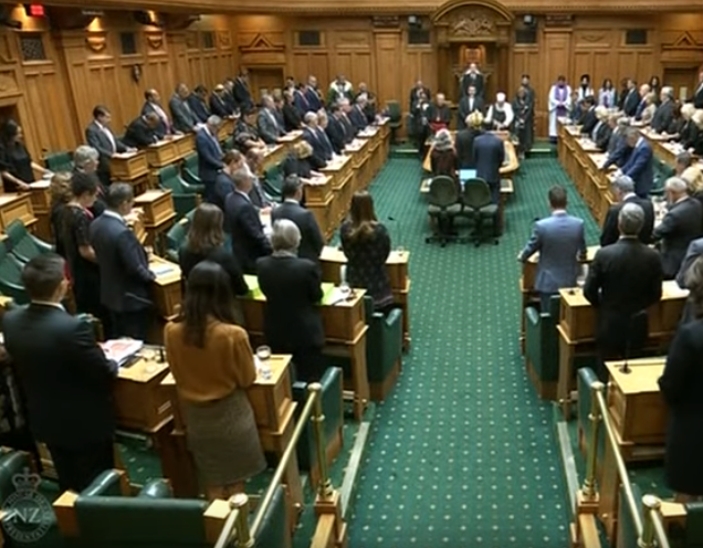 برلمان نيوزيلندا يبدأ جلسته بتلاوة القران