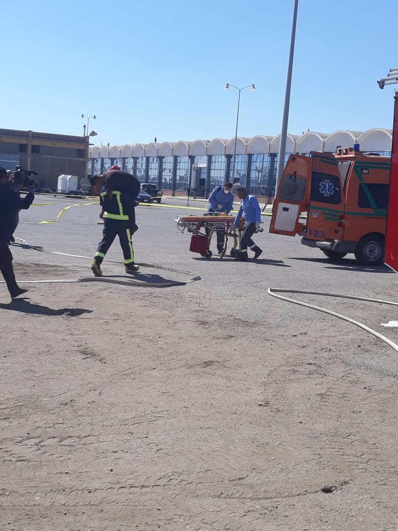 مناورة طوارئ حريق ومفرقعات بميناء السويس (4)