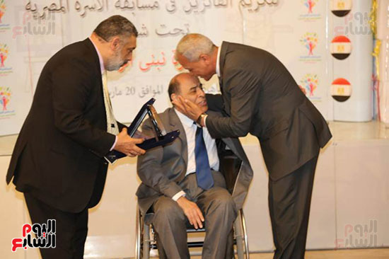 احتفالية قومى شئون الإعاقة لتكريم الفائزين بمسابقة الأسرة المصرية (4)