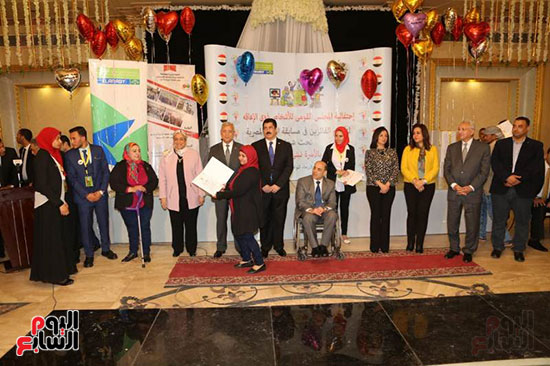 احتفالية قومى شئون الإعاقة لتكريم الفائزين بمسابقة الأسرة المصرية (8)