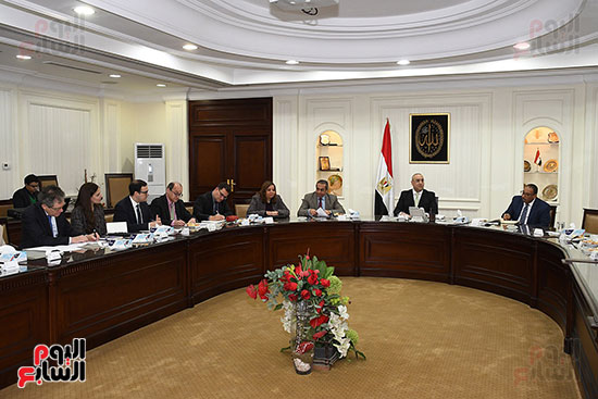 اجتماع عاصم الجزار وزير الإسكان مع المطورين العقاريين (3)