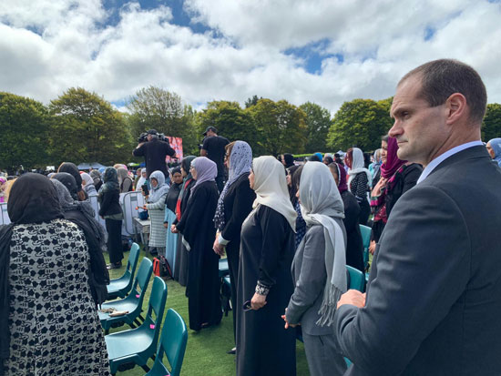 وزيرة الهجرة تشارك فى الجنازة الرسمية لشهداء حادث مسجدى نيوزيلندا (2)