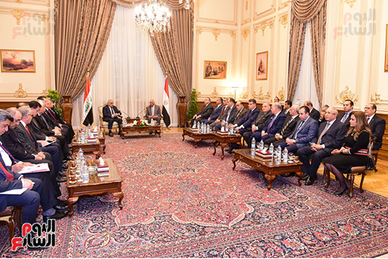 رئيس النواب يستقبل رئيس وزراء العراق بـالبرلمان (9)
