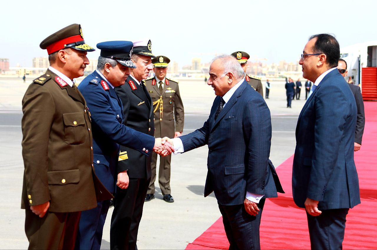 وصول رئيس الوزراء العراقى لمصر