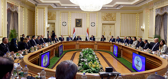 جلسة المباحثات الثنائية بين رئيس الوزراء ونظيره العراقى (4)