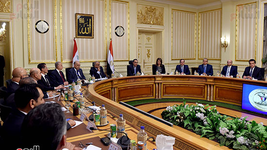 جلسة المباحثات الثنائية بين رئيس الوزراء ونظيره العراقى (6)