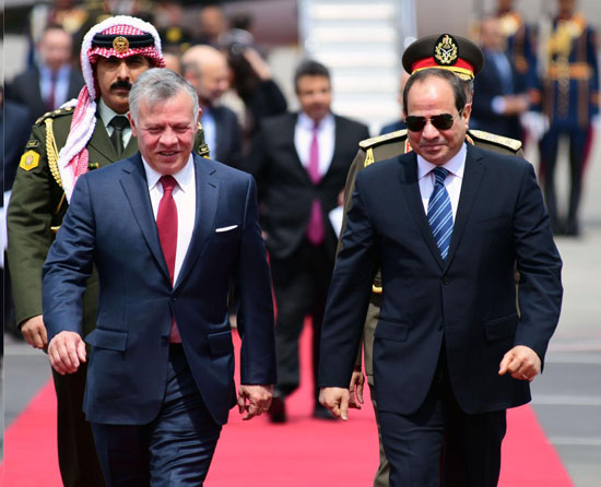 قمة ثلاثية بين زعماء مصر والأردن والعراق لتعزيز التعاون (6)