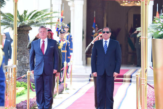 قمة ثلاثية بين زعماء مصر والأردن والعراق لتعزيز التعاون (7)