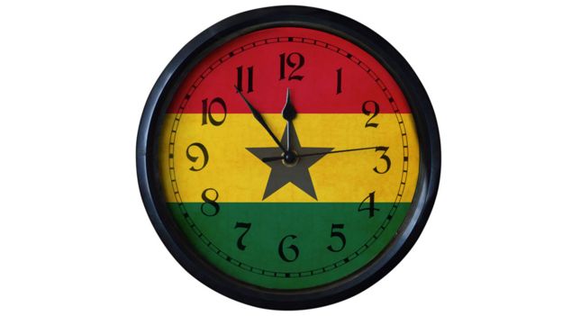ساعة بعلم غانا