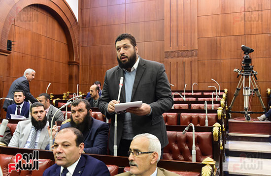على عبد العال رئيس مجلس النواب يستمع أسئلة و لمقترحات رؤساء الأحزاب السياسية (3)
