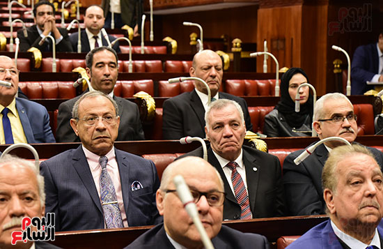 على عبد العال رئيس مجلس النواب يستمع أسئلة و لمقترحات رؤساء الأحزاب السياسية (10)