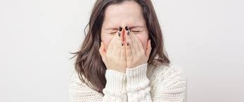 لماذا لا نعطس أثناء النوم لماذا لا نعطس أثناء النوم