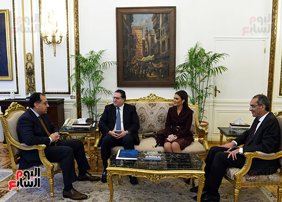 رئيس الوزراء يتلقى دعوة من الحريرى لزيارة لبنان لعقد اللجنة العليا المشتركة (1)