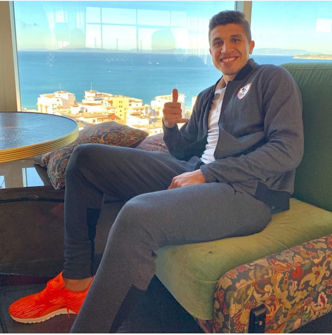 مدافع الزمالك داخل معسكر الفريق الابيض مدافع الزمالك داخل معسكر الفريق الابيض