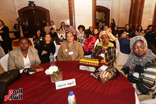 المركز الثقافى القبطى الأرثوذكسى يكرم الأمهات الأفارقة المثاليات فى مصر (2)