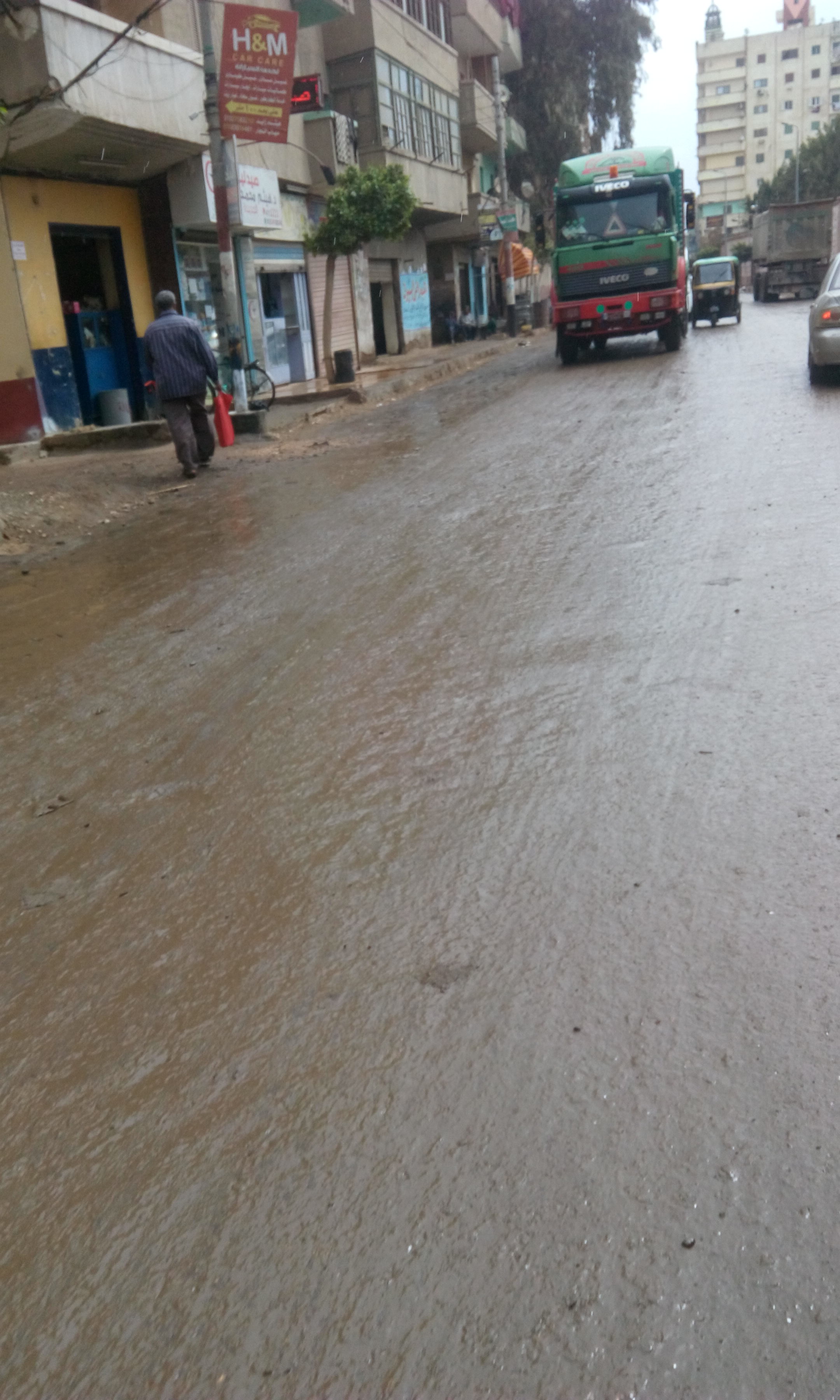 الأمطار تغرق شوارع الغربية (4)