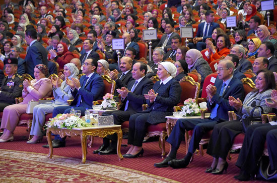 احتفالية المجلس القومى للمرأة لتكريم المرأة المصرية والأم المثالية (14)
