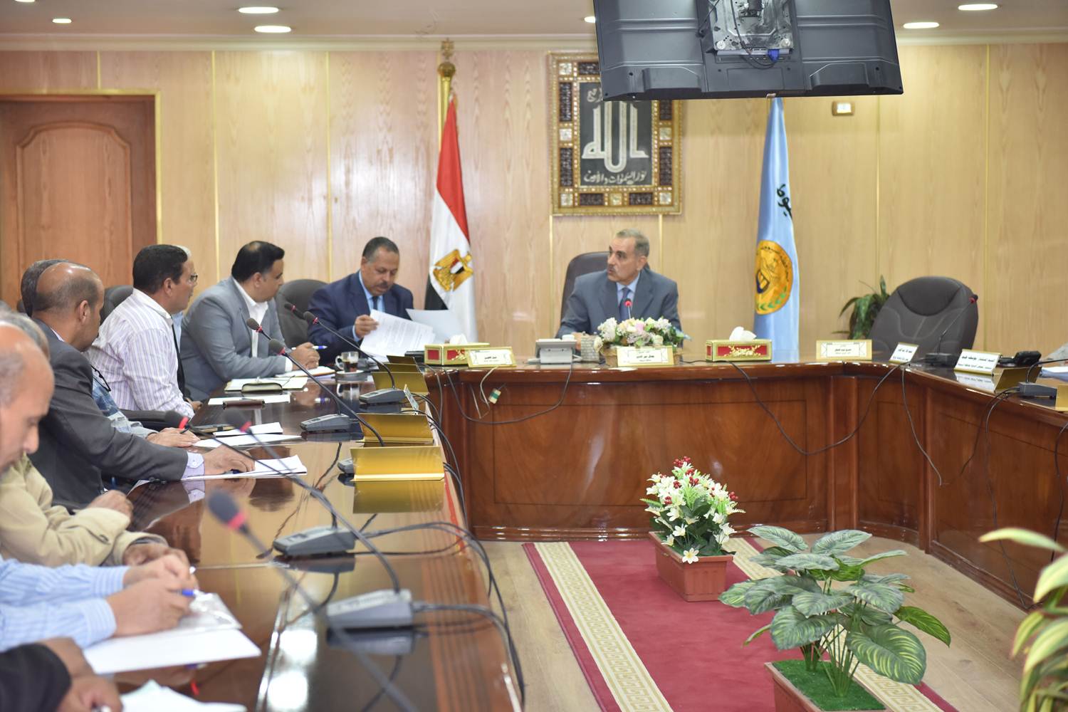 اجتماع مع رئيس قطاع الآثار المصرية لتذليل عقبات التقنين (3)