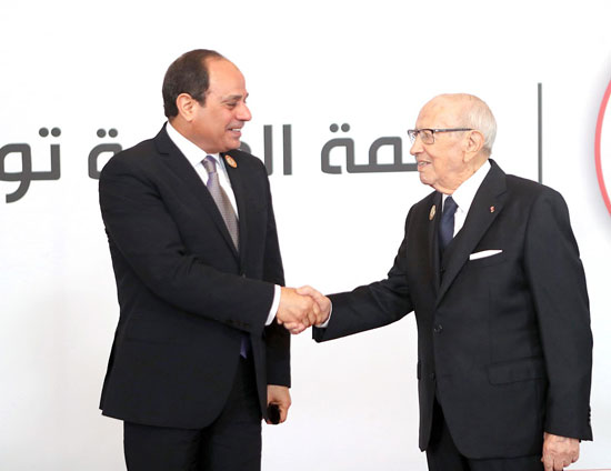 القمة العربية فى تونس بحضور الرئيس السيسى (10)
