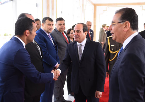 القمة العربية فى تونس بحضور الرئيس السيسى (7)