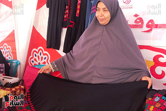 زينب عبدالله سيدة من مدينة العريش بشمال سيناء (4)