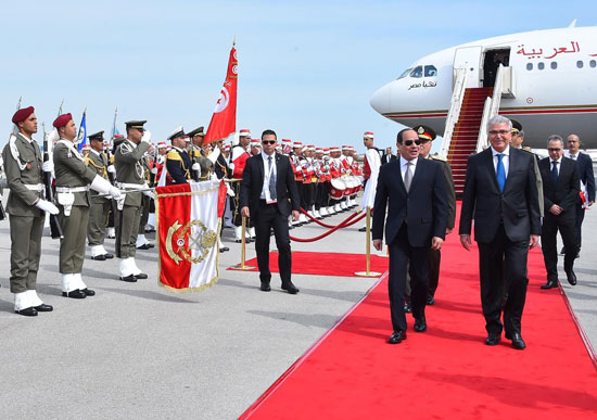 القمة العربية فى تونس بحضور الرئيس السيسى (11)