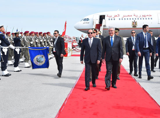 القمة العربية فى تونس بحضور الرئيس السيسى (19)