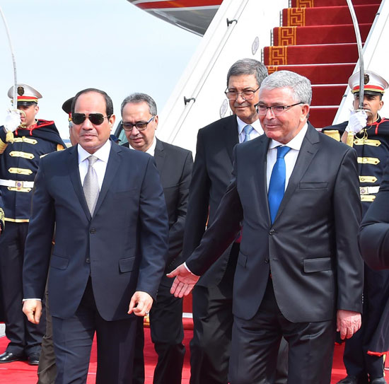 القمة العربية فى تونس بحضور الرئيس السيسى (13)