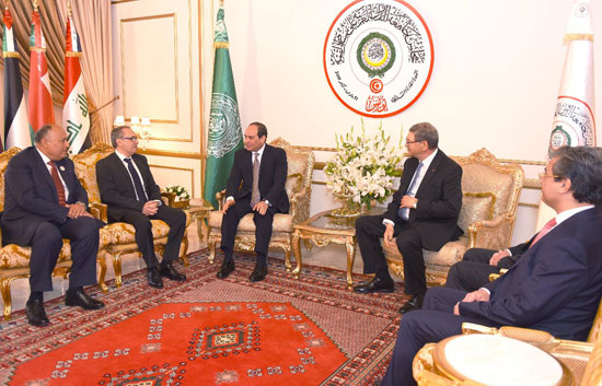 القمة العربية فى تونس بحضور الرئيس السيسى (14)